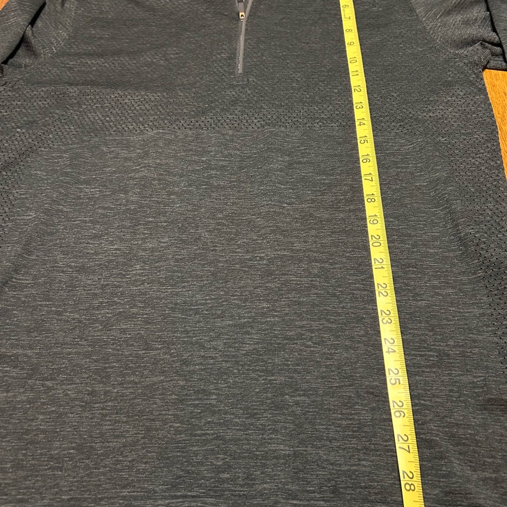 Lululemon Quarter-Zip Long Sleeve Top - Picture 5 of 6